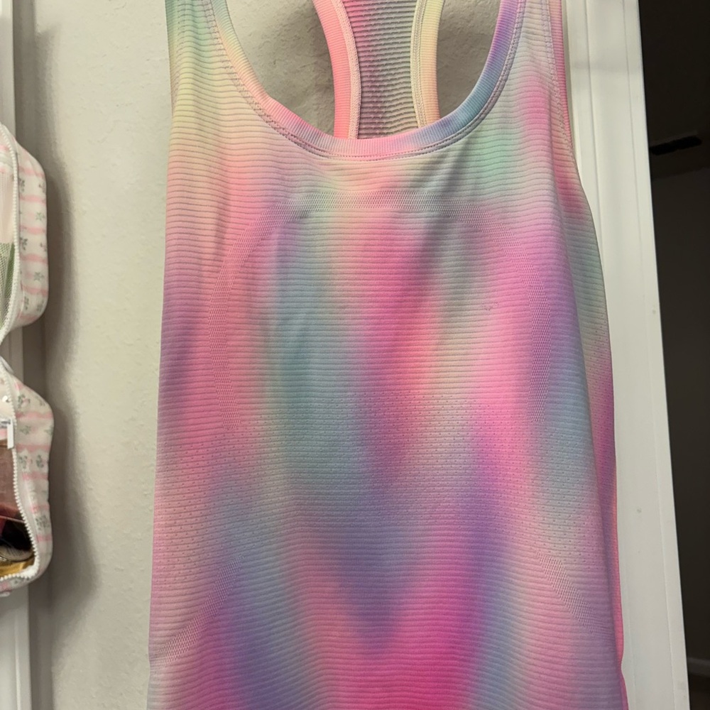 Lululemon Swiftly Tech Racerback - Picture 2 of 4